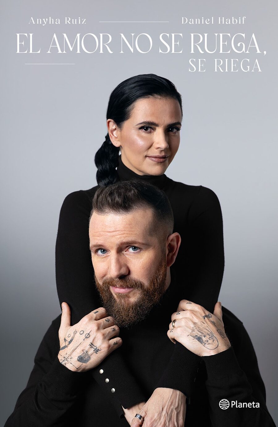 AMOR NO SE RUEGA, SE RIEGA